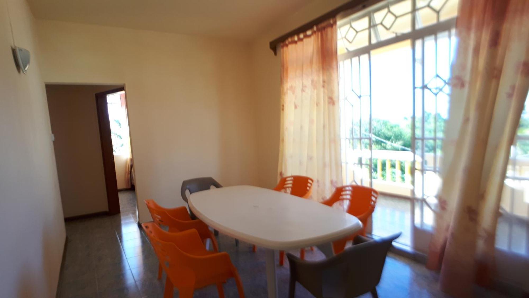 Allamanda Apartments - 100M Bain Boeuf Beach Екстериор снимка
