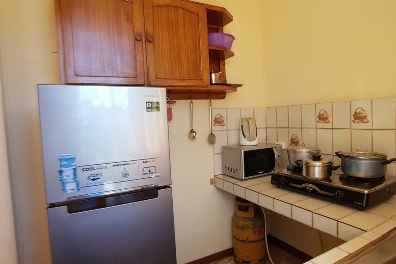 Allamanda Apartments - 100M Bain Boeuf Beach Екстериор снимка